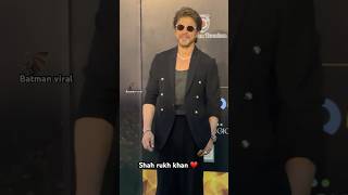 Download lagu Shah rukh khan snapped in Rajasthan award show 2025 #shorts #srk #ytshort #youtubeshorts #trending mp3