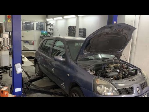 Kühleraustausch beim Renault Clio 2