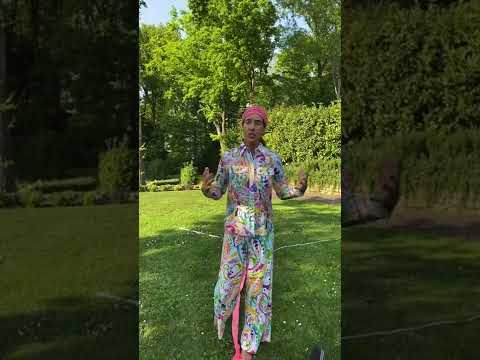 LIVE - Monday With Luciana - Home exercises for Confidence