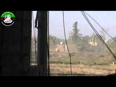 استهداف دبابة لقوات النظام بعد انسحابها من حاجز المميزون في دير الزور من قبل كتيبة القادسية