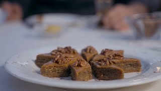 Warum dieses honiggetränkte Gebäck die Frühlings-Tagundnachtgleiche definiert