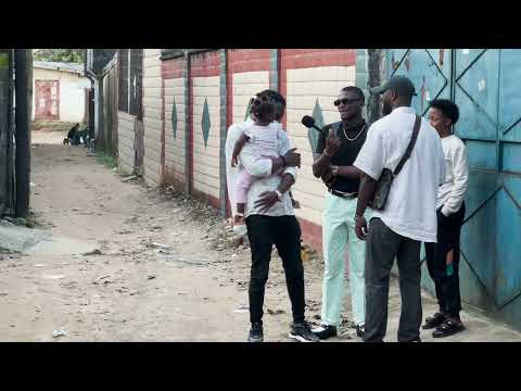 Dave sees his daughter for the very first time and is moved.