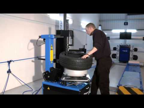 Megamount 503 Racing Tyre Changer from www.hofmann-megaplan.co.uk