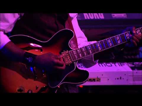 Joss Stone -Right To Be Wrong (Live Earth)