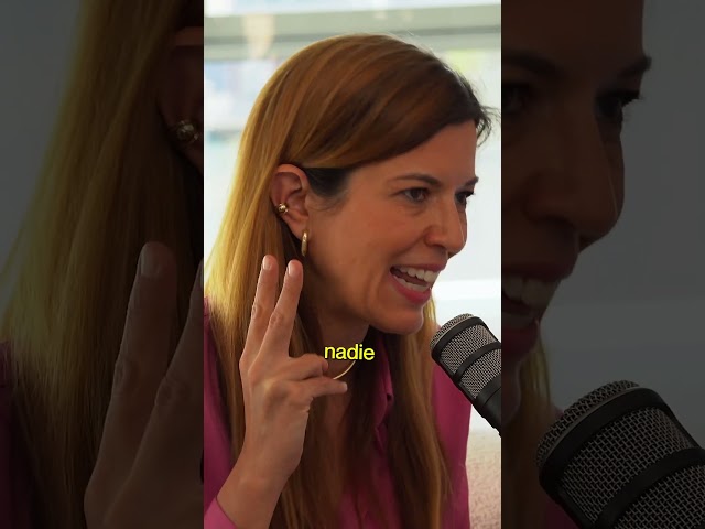 Vídeo relacionado con PIZ BUIN Crema Facial SPF 50 de Protección Alta (50 ml), protector solar facial hidratante con filtros UVA/UVB, crema solar con triple resistencia, para todo tipo de piel