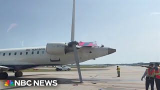 Planes collide while taxiing on Atlanta airport runway