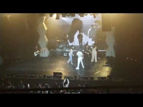 Ezio Oliva y Daniela Darcourt