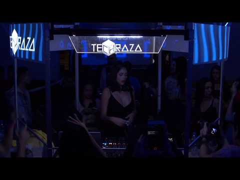 MARIAN GIL / TECHRAZA