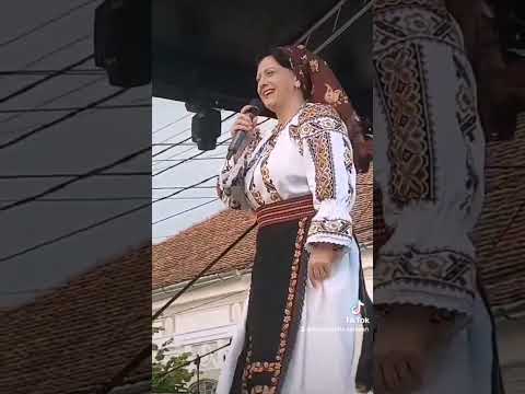 Ioana Maria Câmpan -Vin românii către casă...spectacol
