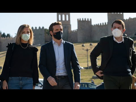 Pablo Casado y Alfonso Fernández Mañueco participan en el mitin central de campaña en Ávila