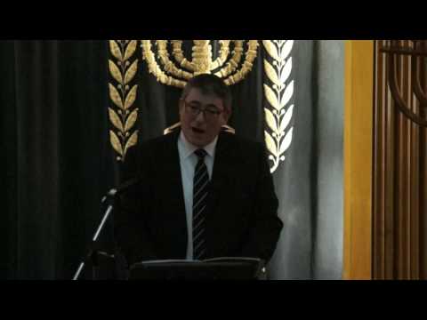 Chazan Anthony Wolfson sings Yehi  Rotzon by Samuel Alman with choir & piano Wembley Synagogue Choir