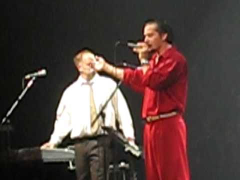 FNM in TLV   The crowd sings midlife crisis