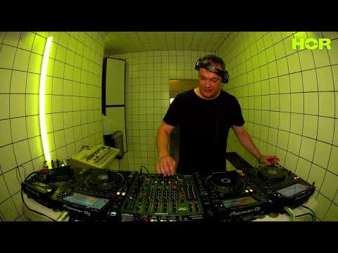 Ritzi Lee | HÖR - May 24 / 2024