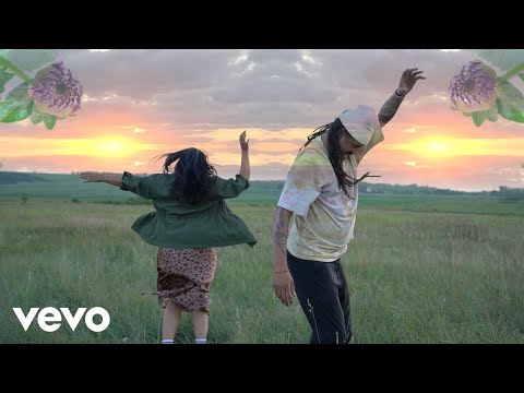 Michael Franti & Spearhead - Hands Up To The Sky (Official Music Video)