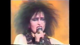 Siouxsie &amp; The Banshees Running Town, Bring Me The Head, Blow the House Down Live The Tube 10/02/84