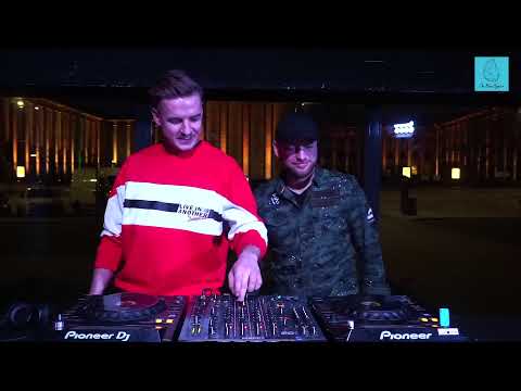 The Blue Oyster: Dr Paul & Ole  / 27.02 / 17 - 18