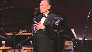 Gordon Lightfoot is inducted into the Canadian Songwriters Hall of Fame