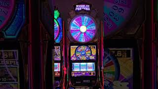 Wheel of fortune slot machine bonus feature gold spin slots big win jackpot