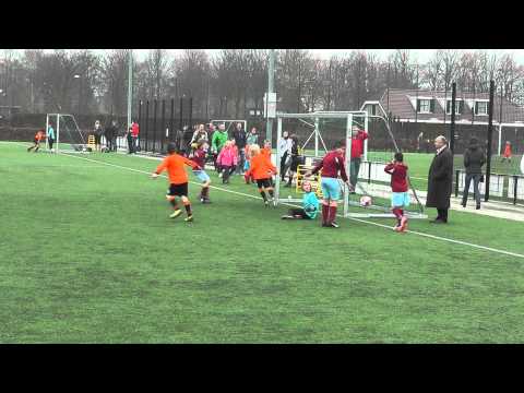 2 maart 2012 VV De Meern E6 - Zwaluwen Utrecht 11 E5 com 3-1 Doelpunt Sem