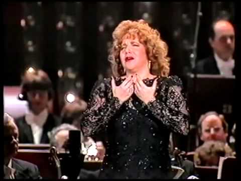 Aprile Millo - La Mamma Morta - Subtitled