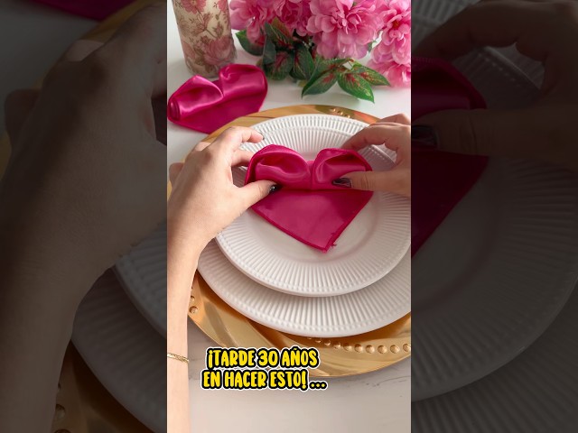 Vídeo relacionado con Genérico Decoración de Mesa para San Valentín Banderines de Poliéster en Forma de Corazón Rojo, Adecuado para Picnic al Aire Libre y Decoración de Buffet