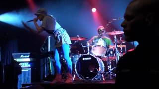 [HD] The Ting Tings - Traffic Light, Vancouver 2009 Part 4/8