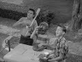 S01e22 Pt 1 The Monsters Are Due On Maple Street 𝕋𝕙𝕖 𝕋𝕨𝕚𝕝𝕚𝕘𝕙𝕥 ℤ�