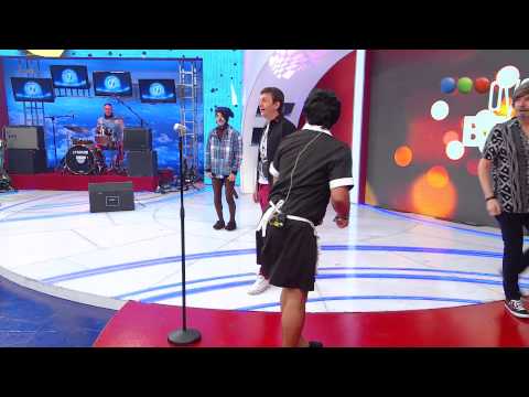 Nina de Av. Brasil "batman" - Peligro Mundial