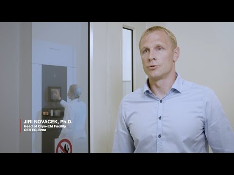 Introducing Tundra Cryo-TEM, a 100 kV transmission electron microscope for single particle cryo EM