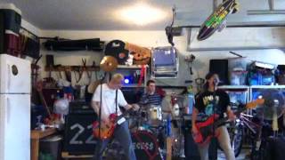 Don&#39;t Leave Me by Blink182: band cover