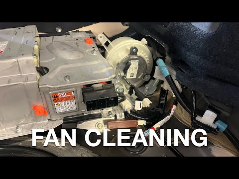 Battery cooling fan cleaning for the Lexus CT200h