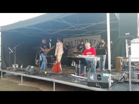 California Jeseník - V uličkách města  Bakersfield