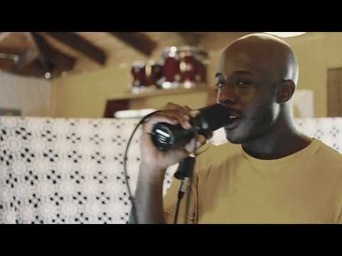 download lagu mp3 mp4 Onthemic, download lagu Onthemic gratis, unduh video klip Onthemic