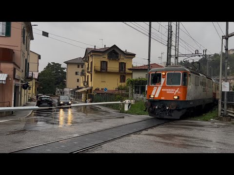 MA CHE RAZZA DI TRENO è PASSATO??!!!! ASSURDO, MAI VISTO UN TRENO COSÌ DA QUESTE PARTI