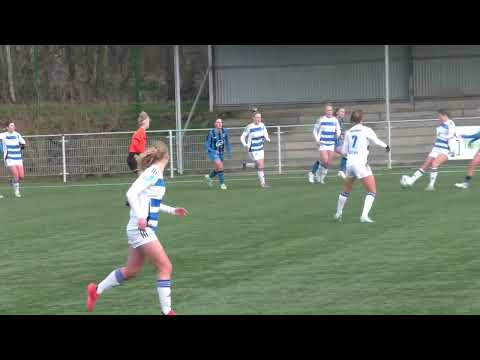 Club YLA - PEC Zwolle  on 07.01.2025: a shot from the visitors!