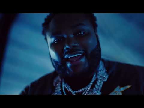 Tee Grizzley feat. Skilla Baby – “Still Outside” (Music Video)