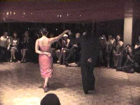 Miriam Larici y Hugo Patyn Nora's Tangoweekend 2004.mpg