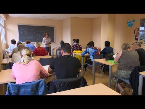 219 alumn@s inician el curso en la Escuela de Adultos La Nucía