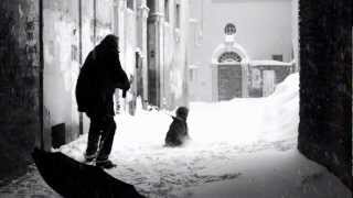 preview picture of video 'Neve, Jesi Febbraio 2012 - la grande nevicata del centro italia del 2012'