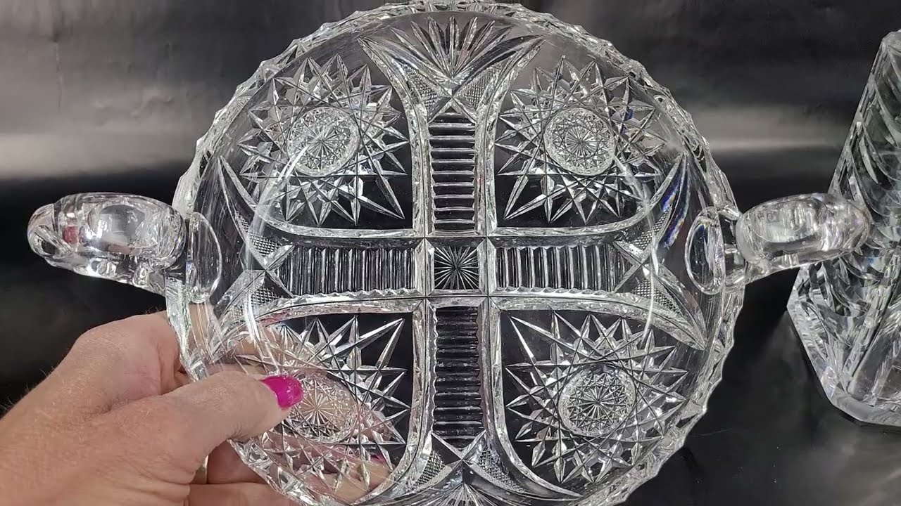 How to Identify Crystal Glass