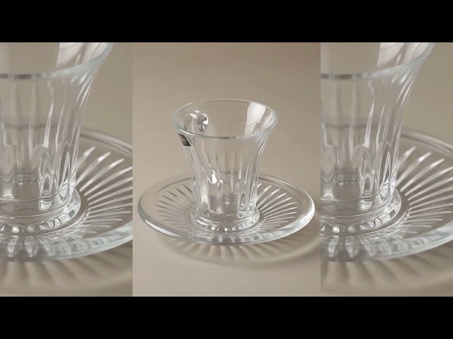 طقم أكواب شاي مع صحن
