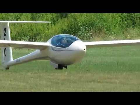 ASW-24 in the Pattern and Landing