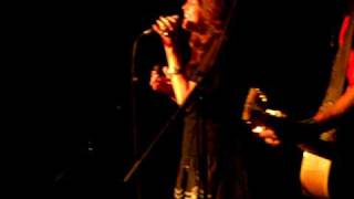 Mallary Hope-Blossom In The Dust (Clip)