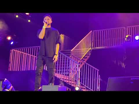 Gareth Gates “Suspicious minds” at 90’s Pop baby concert