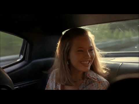 LOUD HOUND - High in the Bathroom