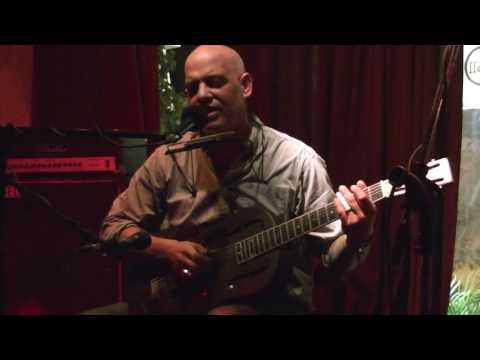 Goyo Delta Blues en 11&11 (Armstrong)