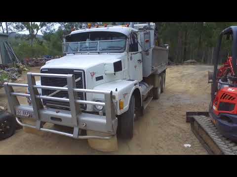 John Deere 6310 Goes for a ride and we get some serious slashing that the Massey would not do