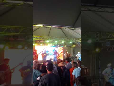 Bah que show do Joca Martins..