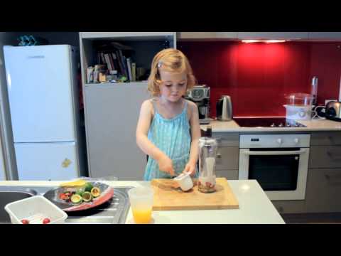 download lagu mp3 mp4 Feijoa And Ginger Cake, download lagu Feijoa And Ginger Cake gratis, unduh video klip Feijoa And Ginger Cake