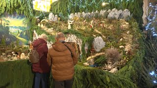 Rengetegen kíváncsiak a vörsi betlehemre